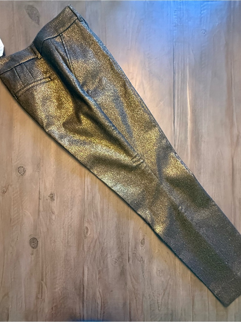White House Black Market Shimmering Gold Straight Pants 6R (8-really)